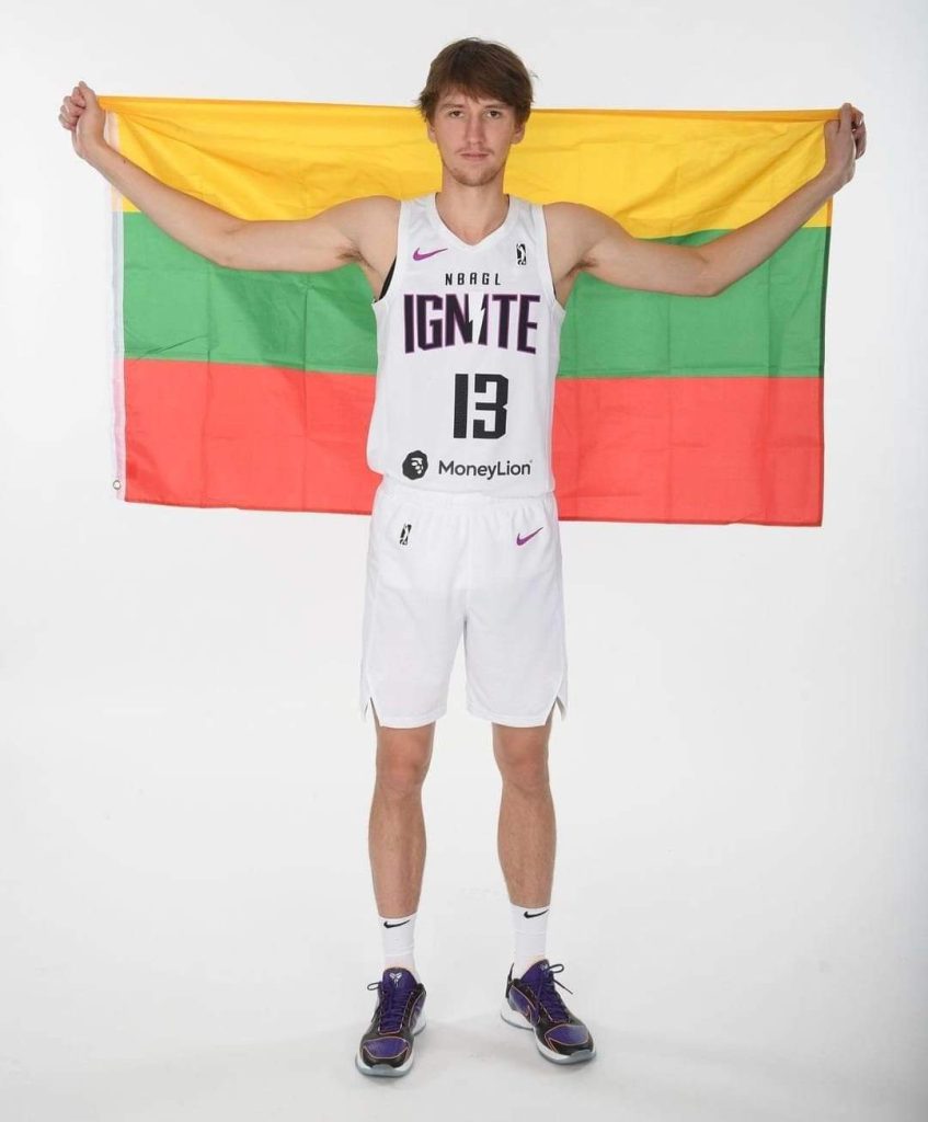 Matas Buzelis Lietuva